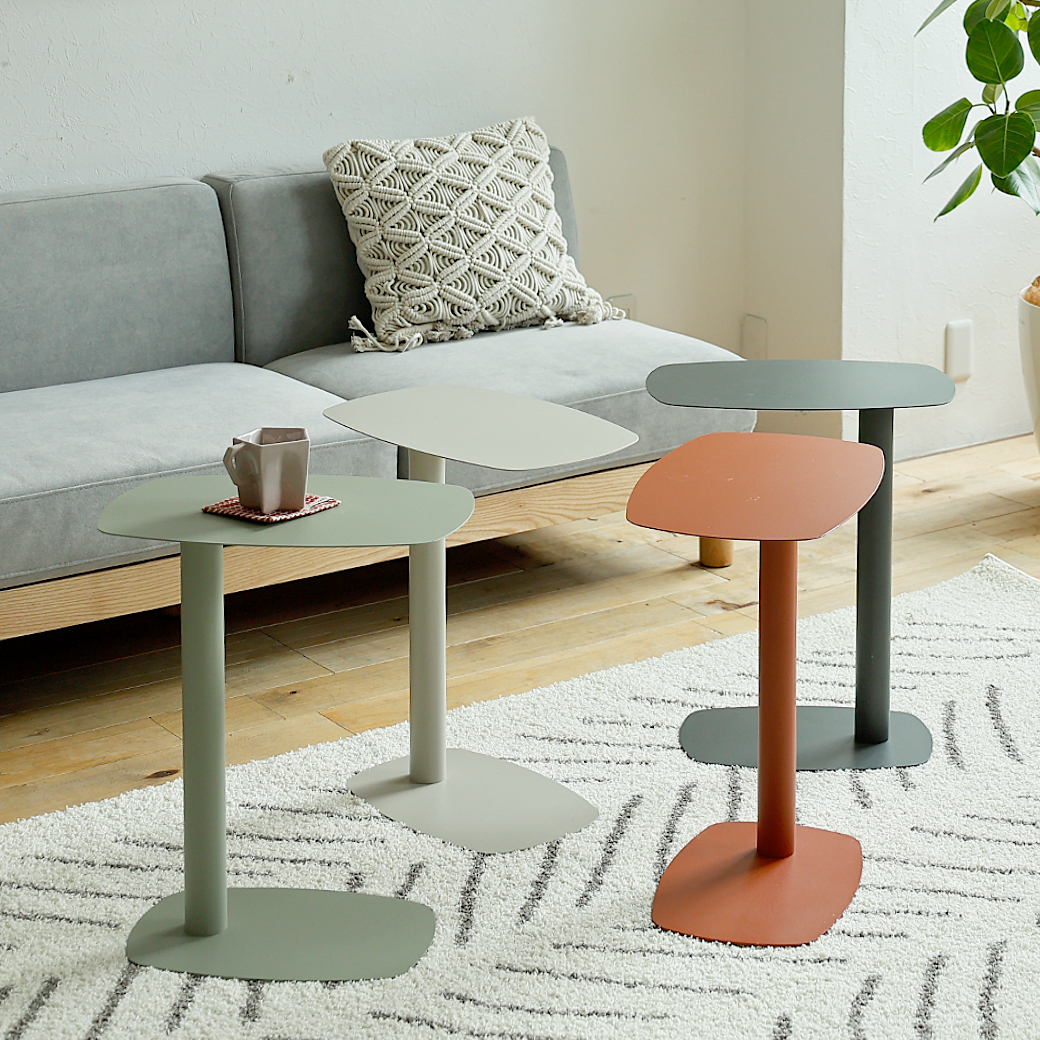 サイドテーブル　arcre（アークレ）