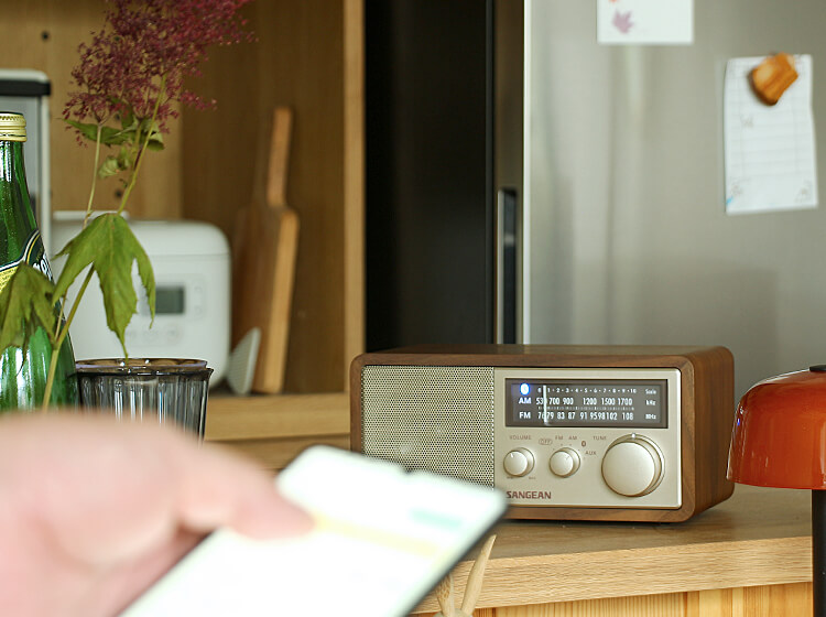 Sangean（サンジーン） WR-302 FM/AMラジオ・Bluetoothスピーカー｜北欧・ヴィンテージインテリア・家具通販  kirario【キラリオ】